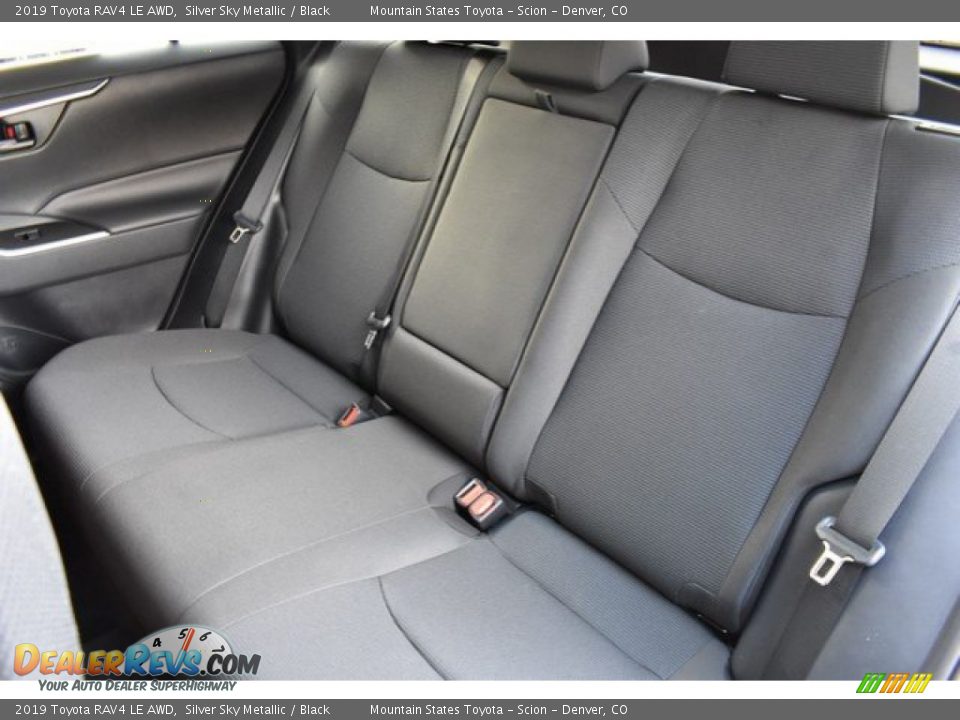 2019 Toyota RAV4 LE AWD Silver Sky Metallic / Black Photo #15