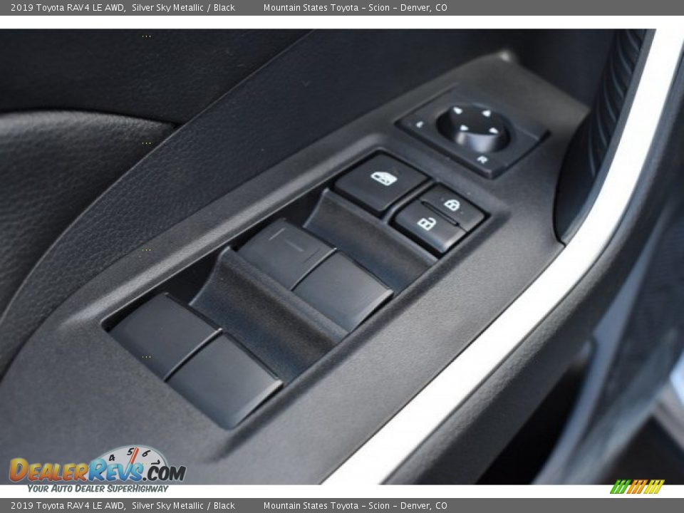 2019 Toyota RAV4 LE AWD Silver Sky Metallic / Black Photo #23