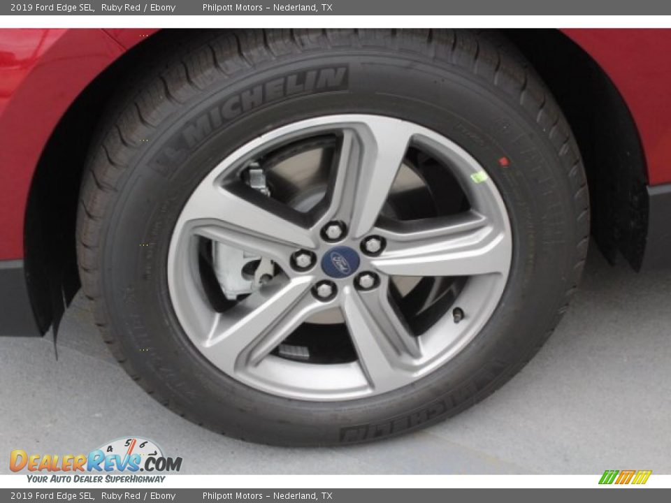 2019 Ford Edge SEL Ruby Red / Ebony Photo #5
