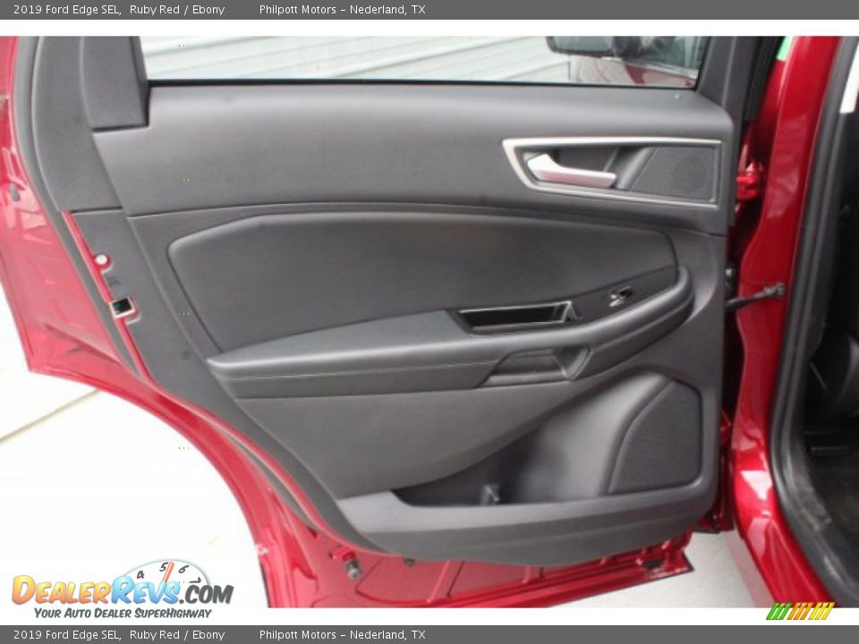 2019 Ford Edge SEL Ruby Red / Ebony Photo #18
