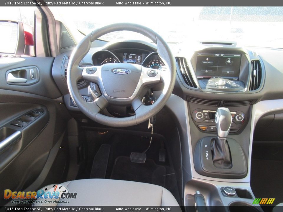 2015 Ford Escape SE Ruby Red Metallic / Charcoal Black Photo #15