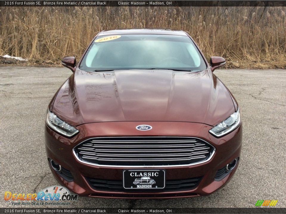 2016 Ford Fusion SE Bronze Fire Metallic / Charcoal Black Photo #2