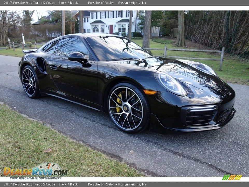 Front 3/4 View of 2017 Porsche 911 Turbo S Coupe Photo #8