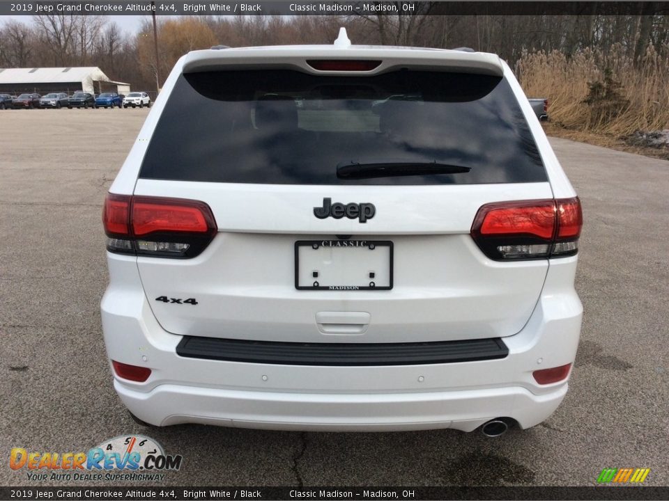 2019 Jeep Grand Cherokee Altitude 4x4 Bright White / Black Photo #5