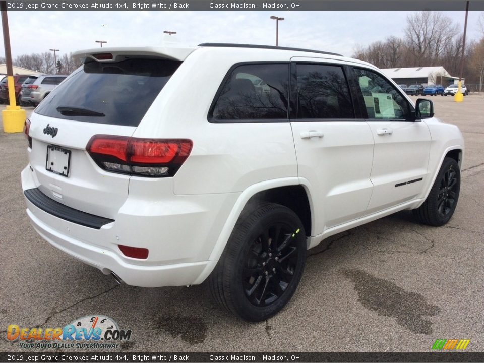 2019 Jeep Grand Cherokee Altitude 4x4 Bright White / Black Photo #6