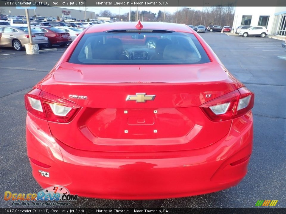 2017 Chevrolet Cruze LT Red Hot / Jet Black Photo #6