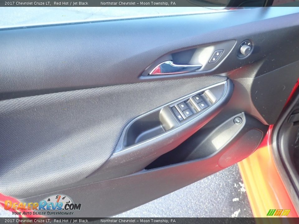 2017 Chevrolet Cruze LT Red Hot / Jet Black Photo #24