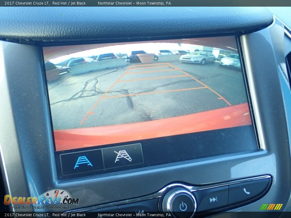 2017 Chevrolet Cruze LT Red Hot / Jet Black Photo #30