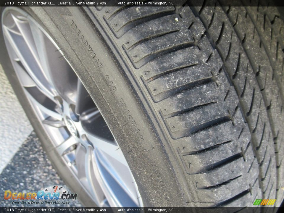 2018 Toyota Highlander XLE Celestial Silver Metallic / Ash Photo #8