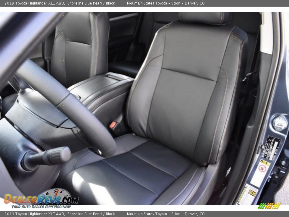2019 Toyota Highlander XLE AWD Shoreline Blue Pearl / Black Photo #7
