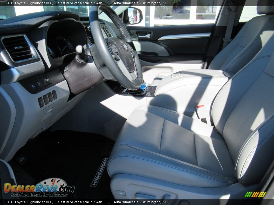 2018 Toyota Highlander XLE Celestial Silver Metallic / Ash Photo #10