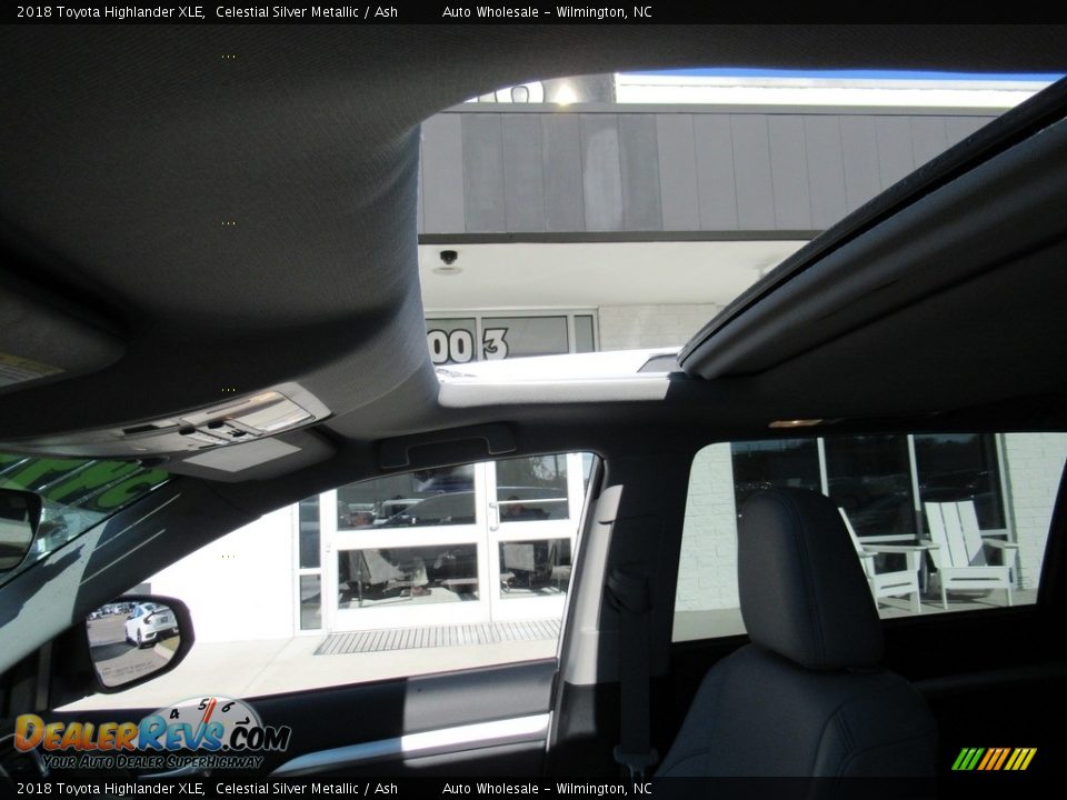 2018 Toyota Highlander XLE Celestial Silver Metallic / Ash Photo #11