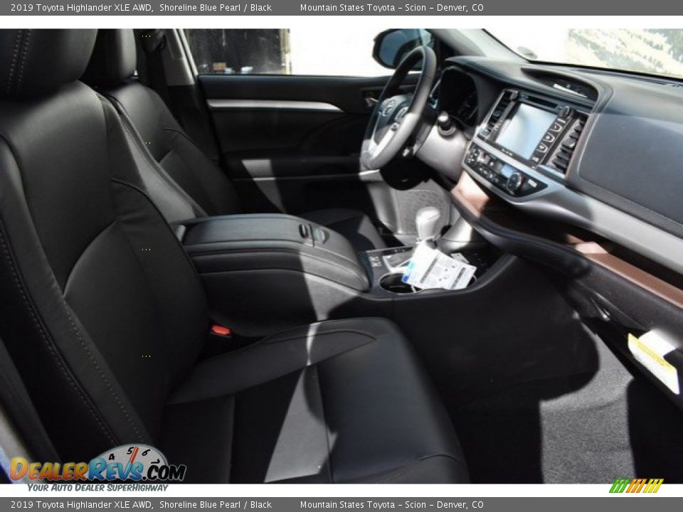 2019 Toyota Highlander XLE AWD Shoreline Blue Pearl / Black Photo #12