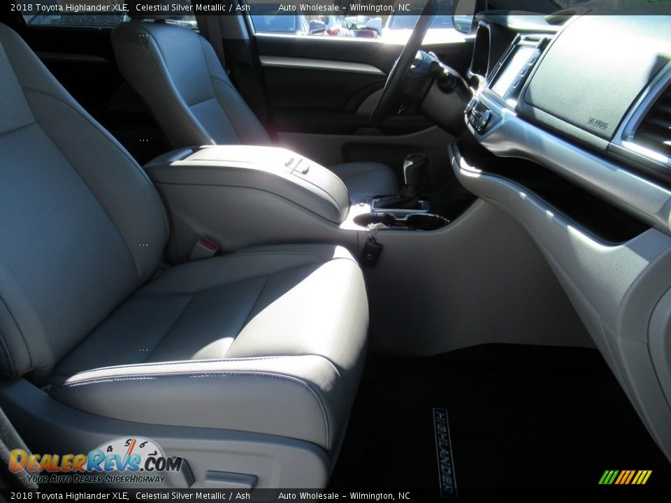 2018 Toyota Highlander XLE Celestial Silver Metallic / Ash Photo #13
