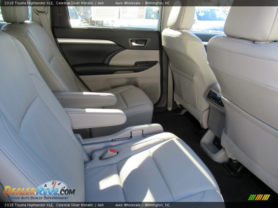 2018 Toyota Highlander XLE Celestial Silver Metallic / Ash Photo #14