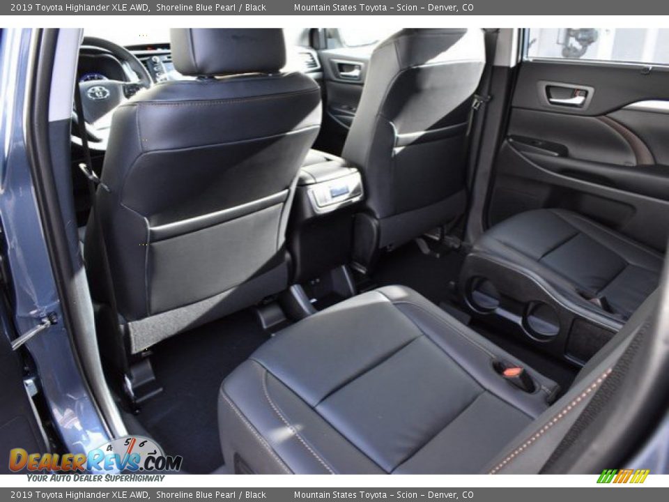 2019 Toyota Highlander XLE AWD Shoreline Blue Pearl / Black Photo #14