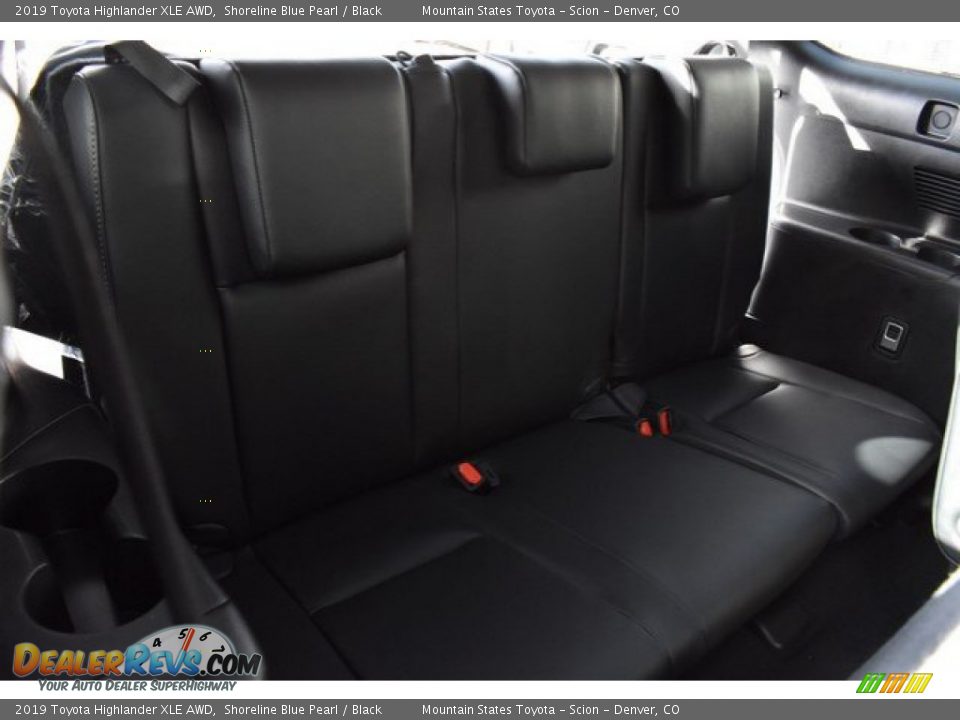 2019 Toyota Highlander XLE AWD Shoreline Blue Pearl / Black Photo #21