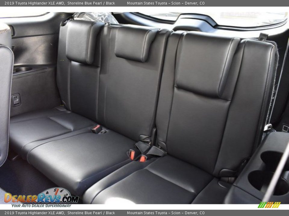 2019 Toyota Highlander XLE AWD Shoreline Blue Pearl / Black Photo #22