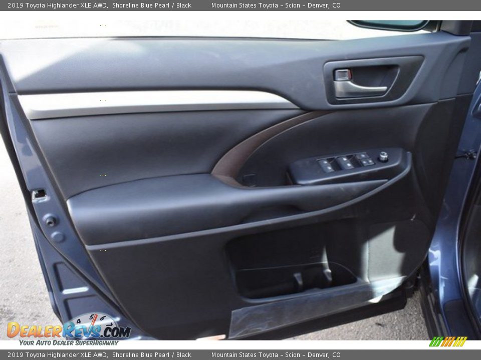2019 Toyota Highlander XLE AWD Shoreline Blue Pearl / Black Photo #23