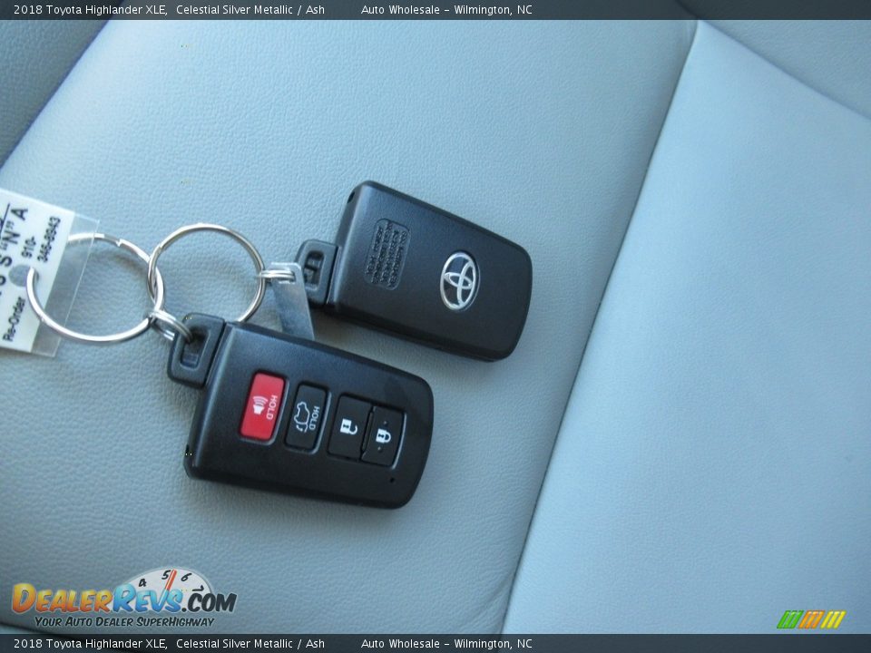 2018 Toyota Highlander XLE Celestial Silver Metallic / Ash Photo #20
