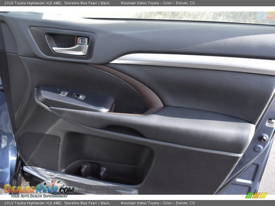 2019 Toyota Highlander XLE AWD Shoreline Blue Pearl / Black Photo #25