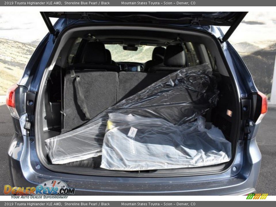 2019 Toyota Highlander XLE AWD Shoreline Blue Pearl / Black Photo #33