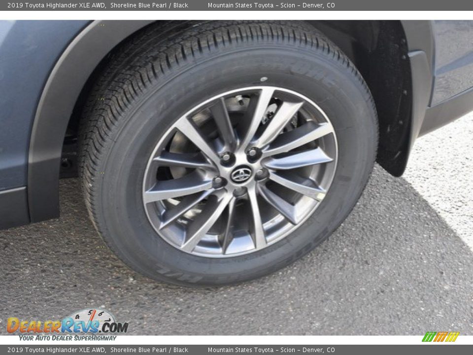 2019 Toyota Highlander XLE AWD Shoreline Blue Pearl / Black Photo #36