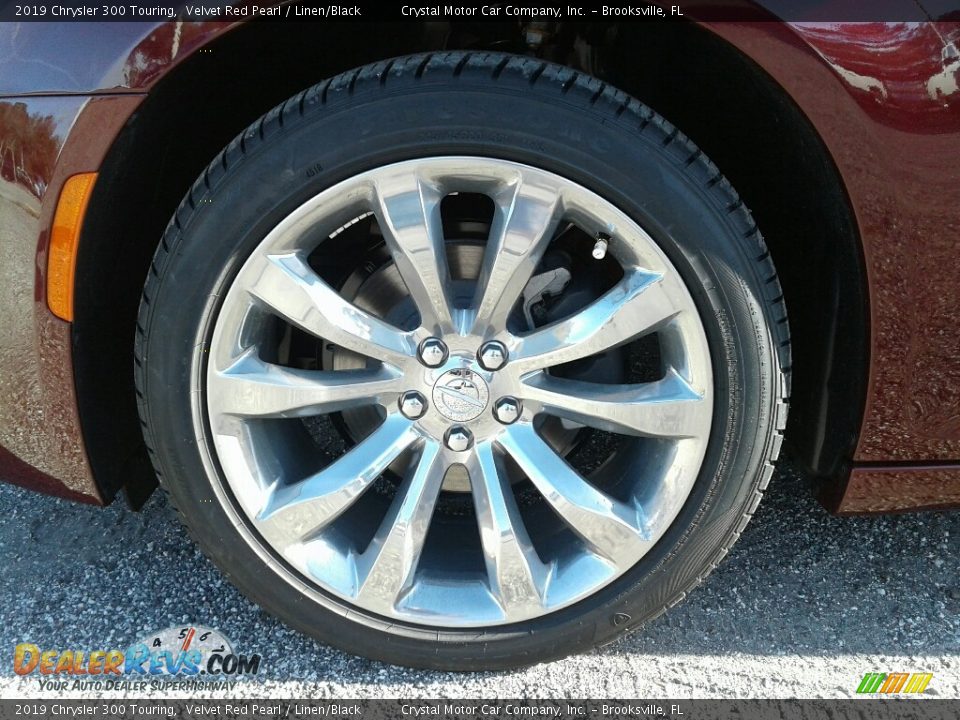 2019 Chrysler 300 Touring Velvet Red Pearl / Linen/Black Photo #20