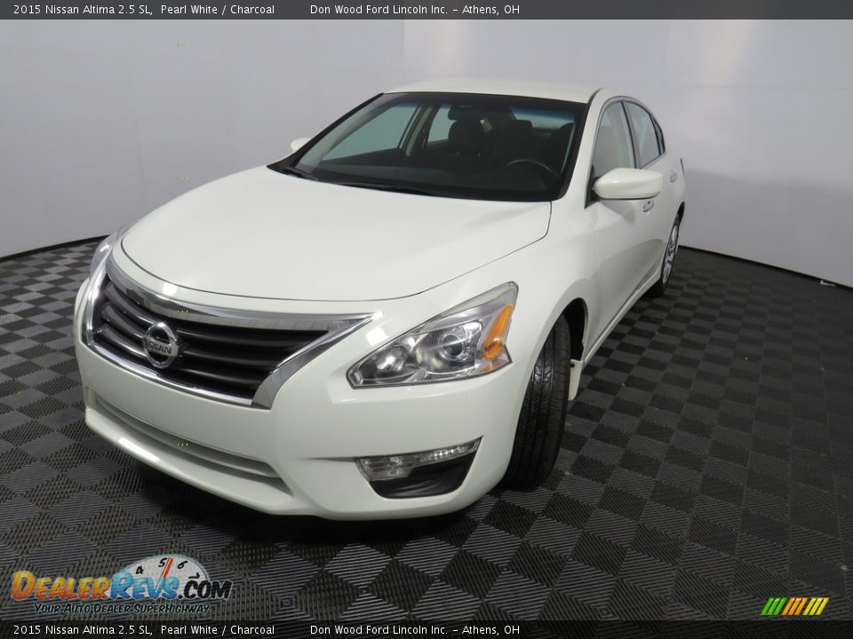 2015 Nissan Altima 2.5 SL Pearl White / Charcoal Photo #9