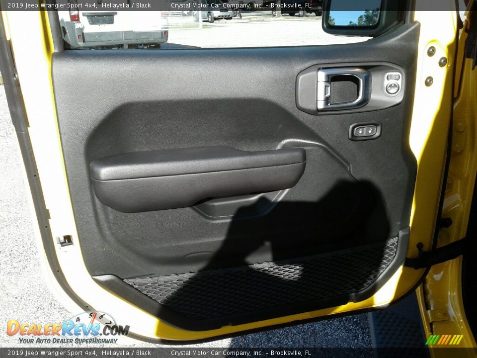 2019 Jeep Wrangler Sport 4x4 Hellayella / Black Photo #17