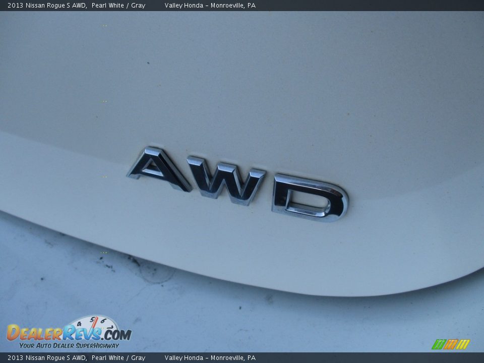 2013 Nissan Rogue S AWD Pearl White / Gray Photo #6