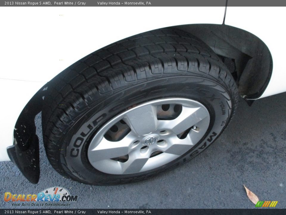 2013 Nissan Rogue S AWD Pearl White / Gray Photo #7