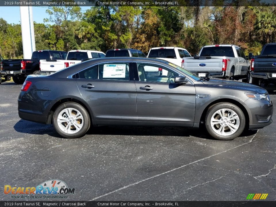 2019 Ford Taurus SE Magnetic / Charcoal Black Photo #6
