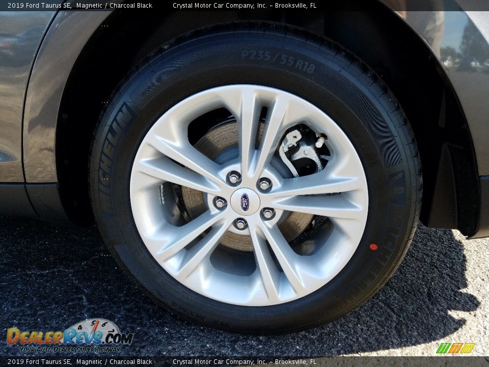 2019 Ford Taurus SE Magnetic / Charcoal Black Photo #20