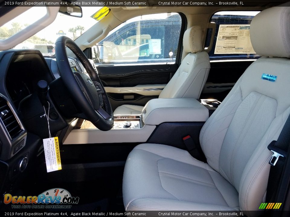 Front Seat of 2019 Ford Expedition Platinum 4x4 Photo #9