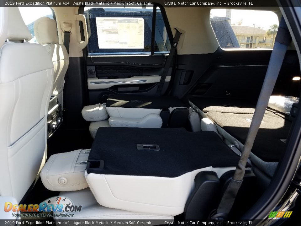 2019 Ford Expedition Platinum 4x4 Agate Black Metallic / Medium Soft Ceramic Photo #10