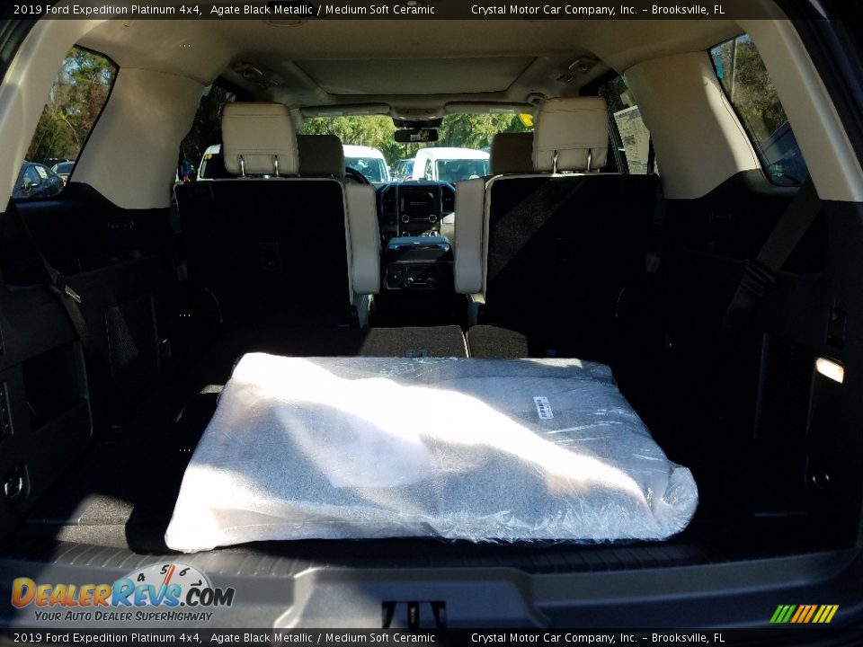 2019 Ford Expedition Platinum 4x4 Agate Black Metallic / Medium Soft Ceramic Photo #18