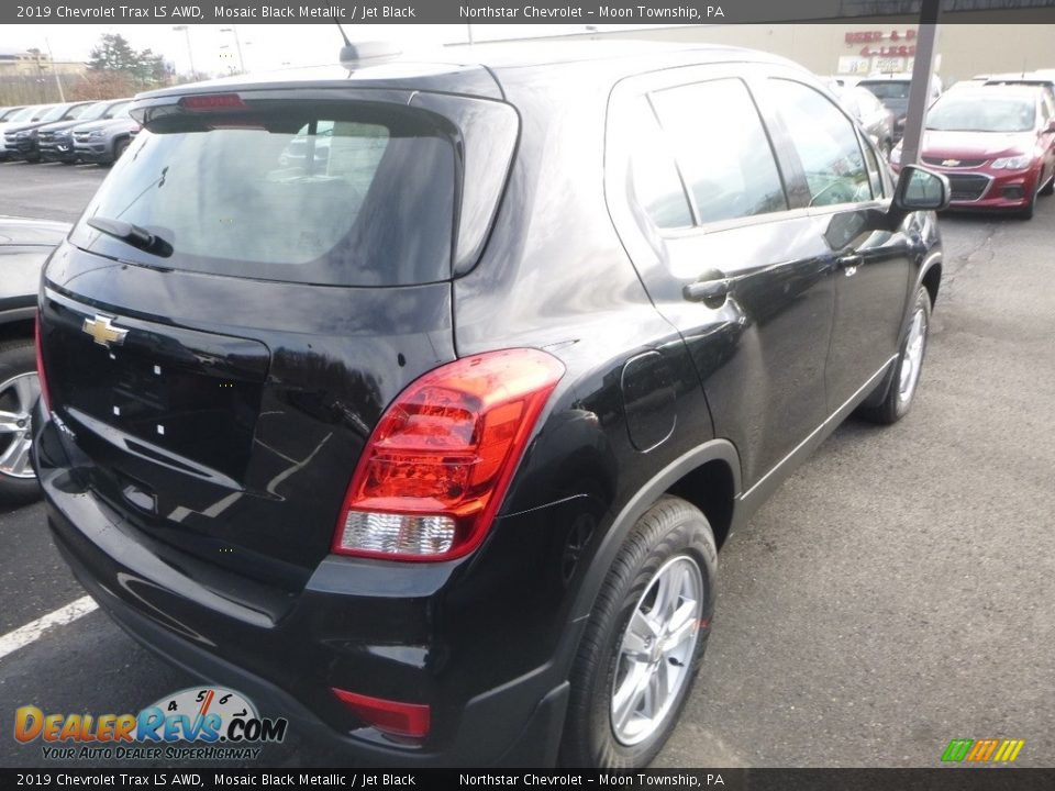 2019 Chevrolet Trax LS AWD Mosaic Black Metallic / Jet Black Photo #5