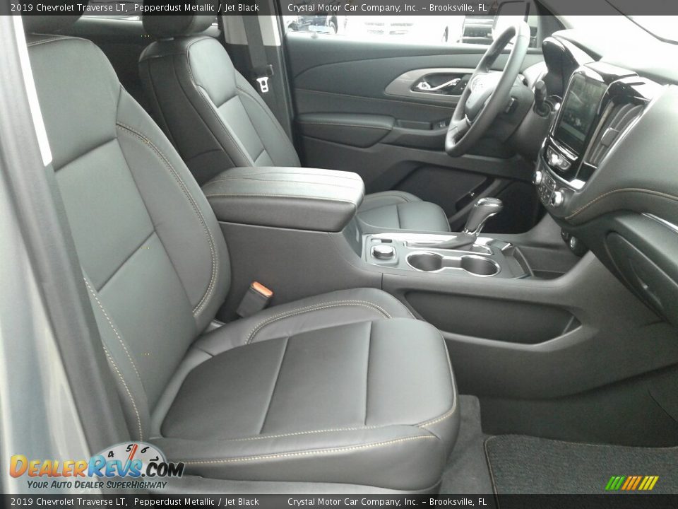 2019 Chevrolet Traverse LT Pepperdust Metallic / Jet Black Photo #12