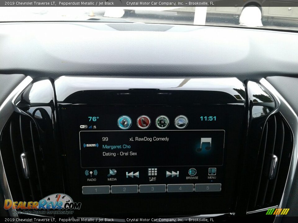 2019 Chevrolet Traverse LT Pepperdust Metallic / Jet Black Photo #15