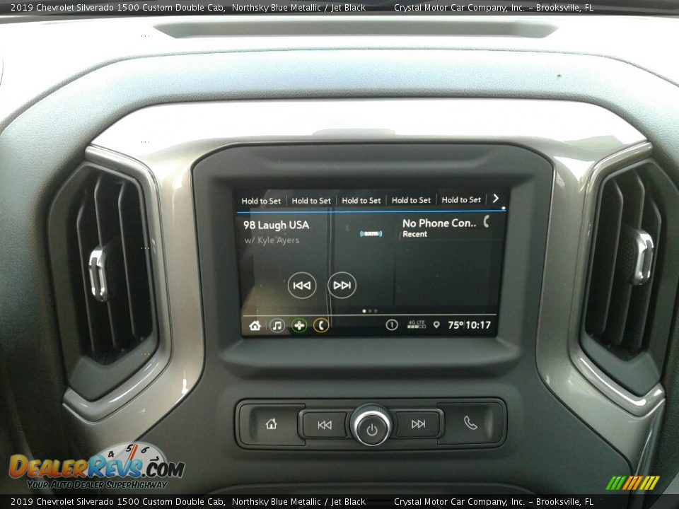 Controls of 2019 Chevrolet Silverado 1500 Custom Double Cab Photo #15
