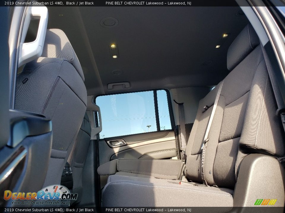 2019 Chevrolet Suburban LS 4WD Black / Jet Black Photo #6