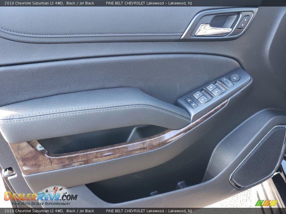 2019 Chevrolet Suburban LS 4WD Black / Jet Black Photo #8