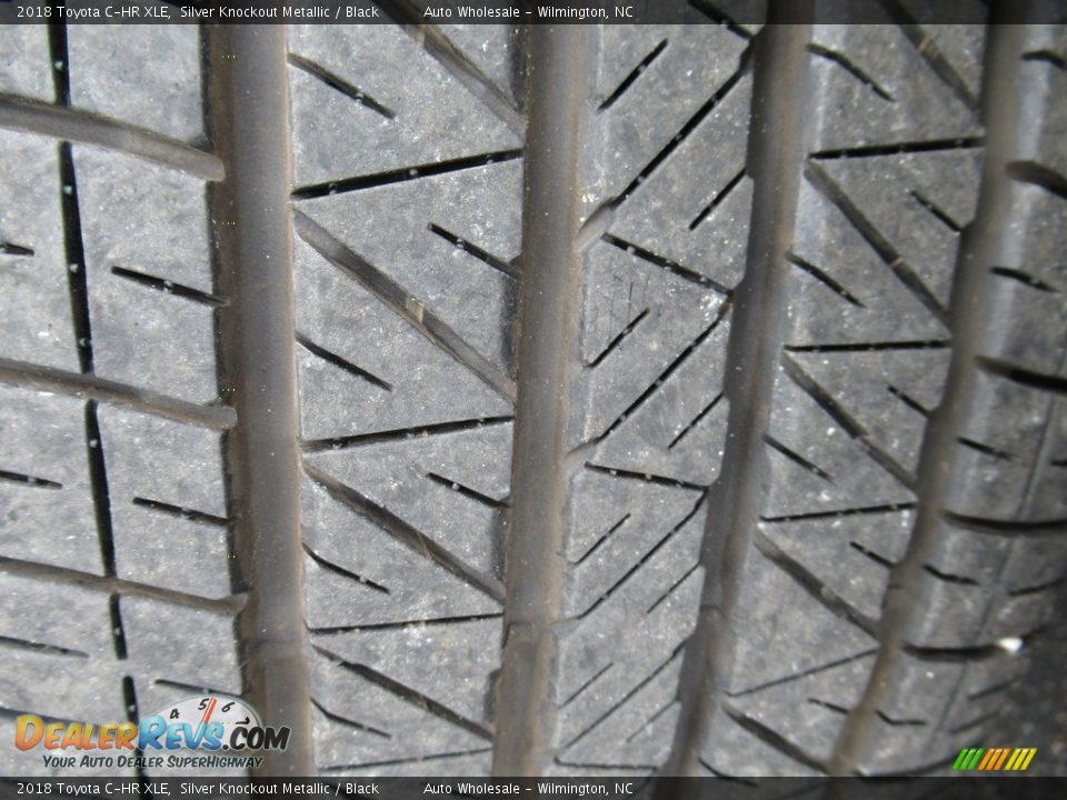 2018 Toyota C-HR XLE Silver Knockout Metallic / Black Photo #10