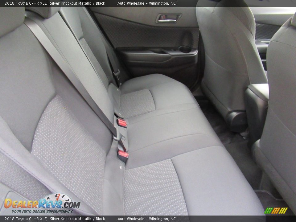 2018 Toyota C-HR XLE Silver Knockout Metallic / Black Photo #14