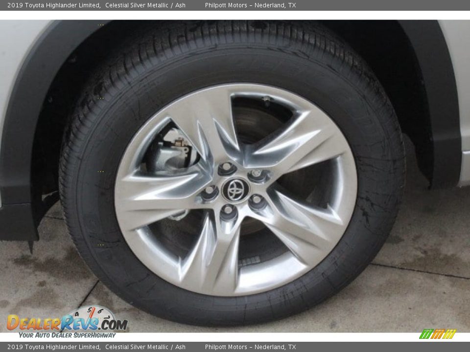2019 Toyota Highlander Limited Wheel Photo #5