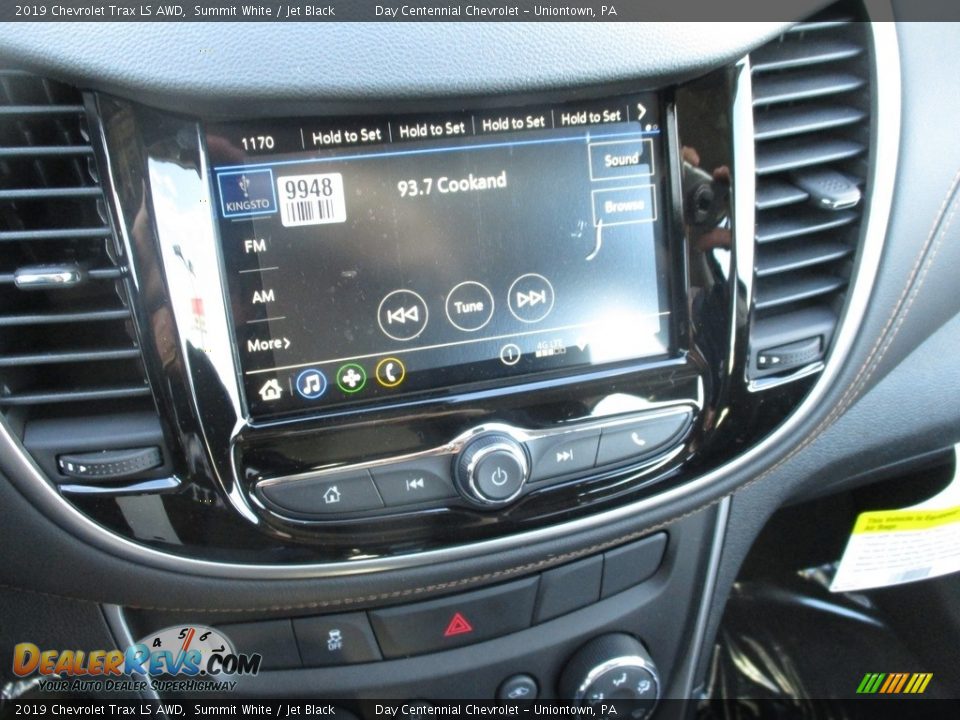 2019 Chevrolet Trax LS AWD Summit White / Jet Black Photo #10