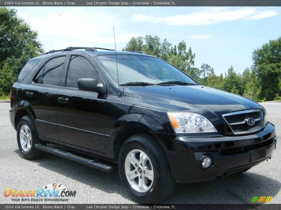 2004 Kia Sorento LX Ebony Black / Gray Photo #7