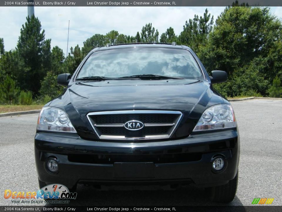 2004 Kia Sorento LX Ebony Black / Gray Photo #8