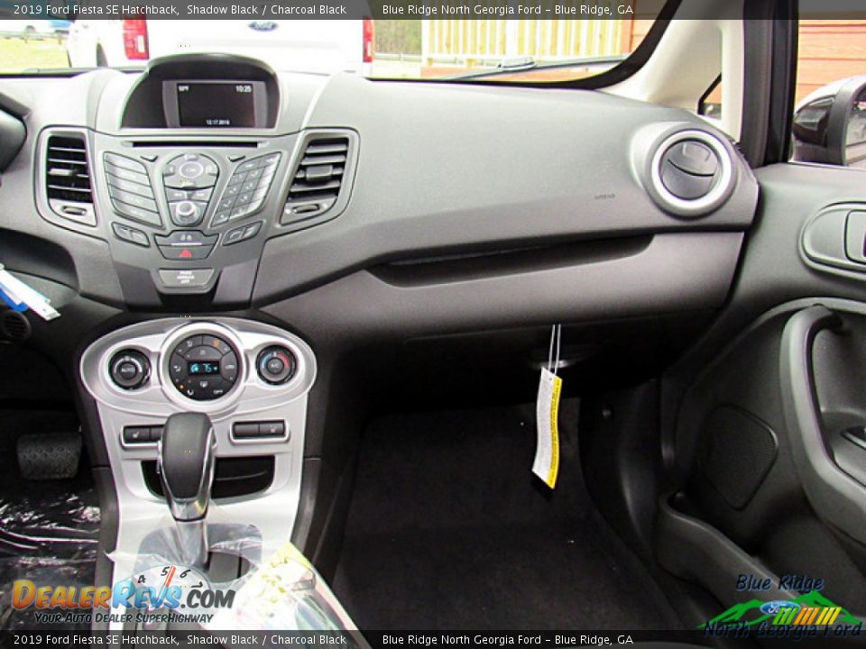 2019 Ford Fiesta SE Hatchback Shadow Black / Charcoal Black Photo #22